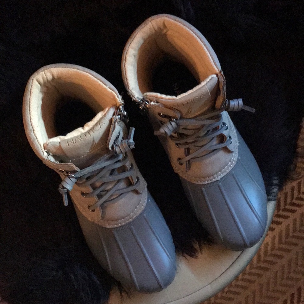 Nautica rain boots 8 gray